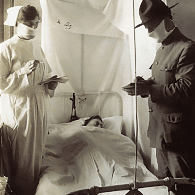 frontline medical works with patient in 1918 influenza pandemic